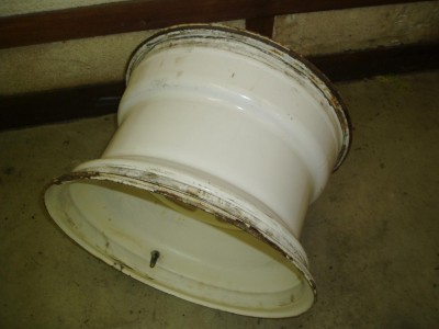 White Spoke 2.JPG