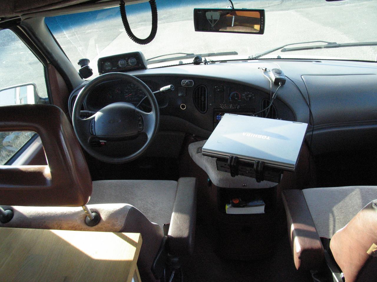 Ford Econoline_20140216_0916.JPG