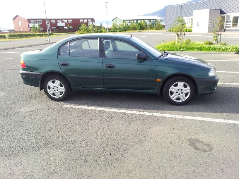 Toyota mynd.jpg