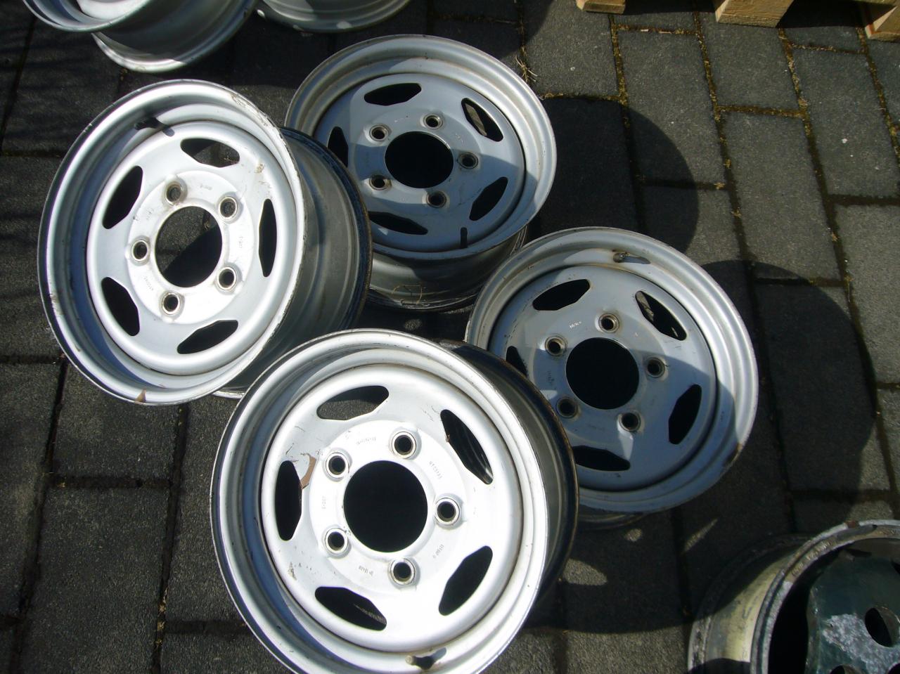 felgur-rr-stal.JPG