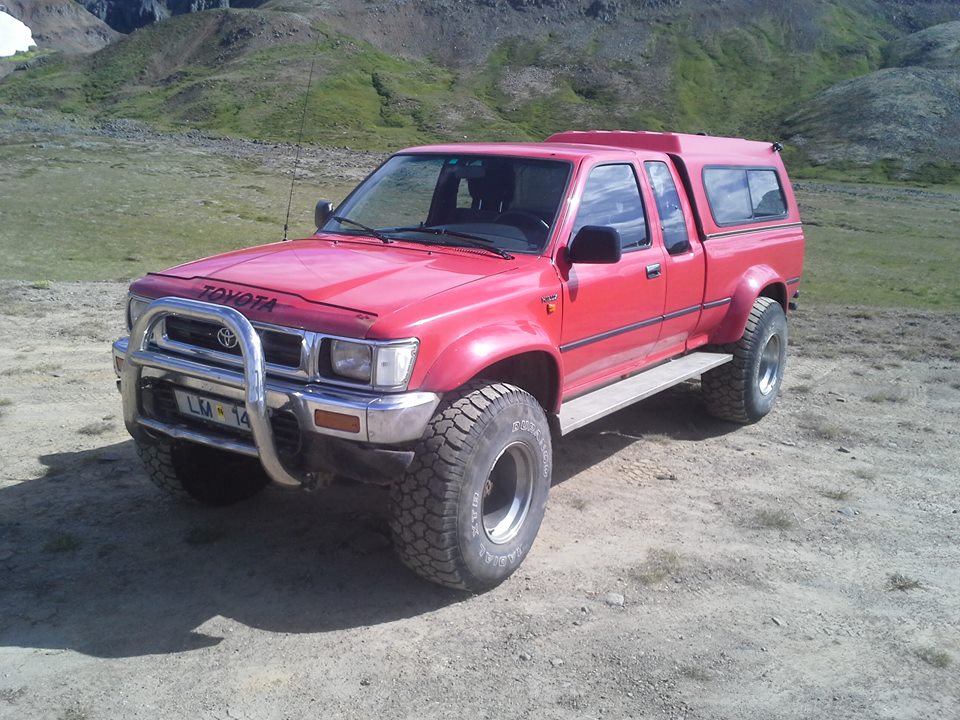 hilux2.jpg