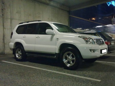 Toyota LC 120.jpg