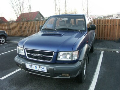 Isuzu-1.jpg