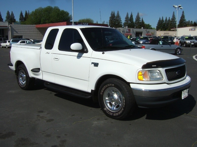 Ford 150.jpg