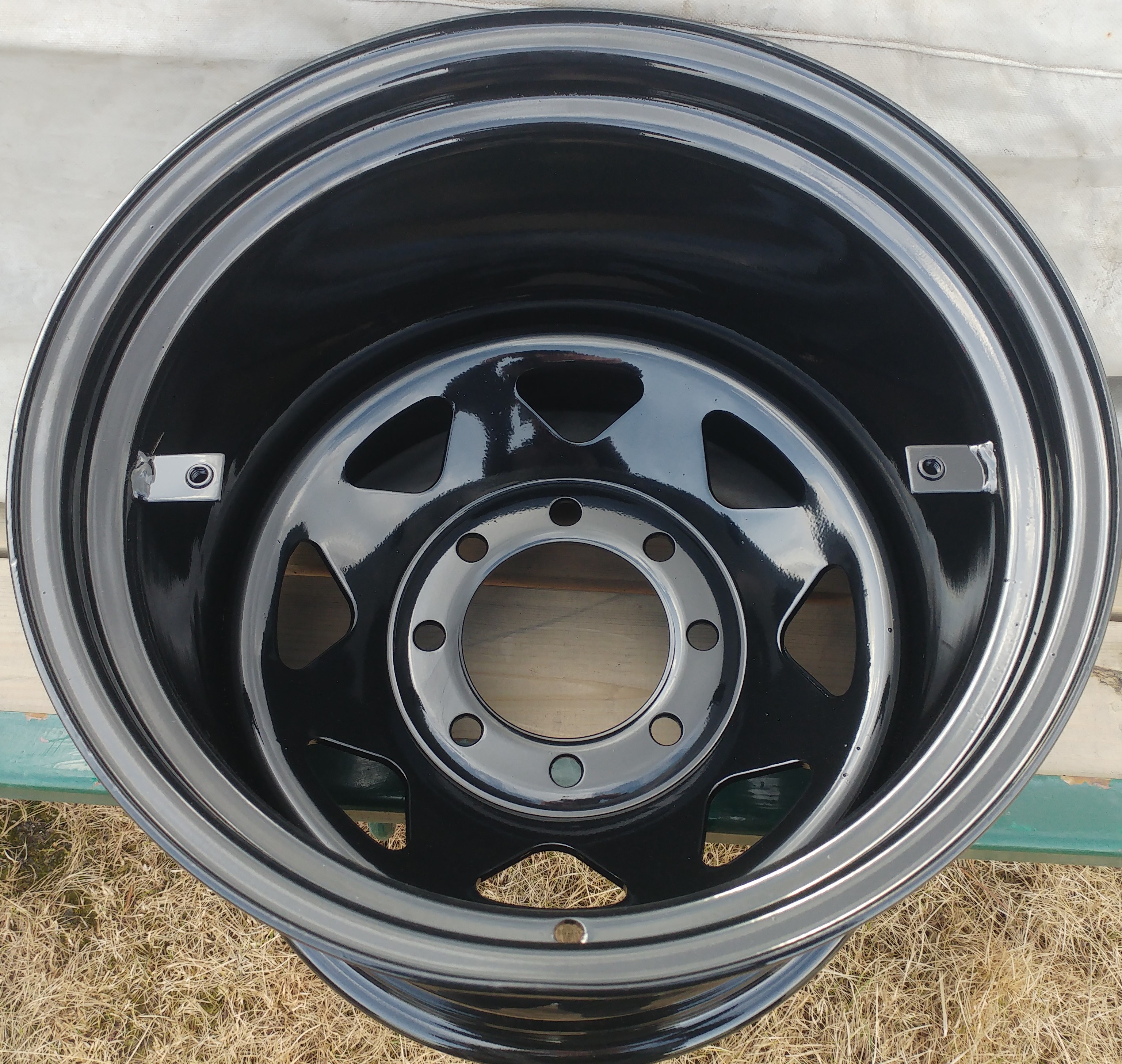 17x14 8lug black.jpg