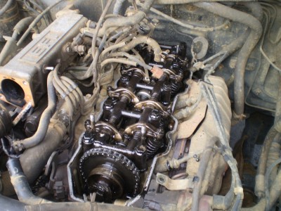 hilux head 008.JPG