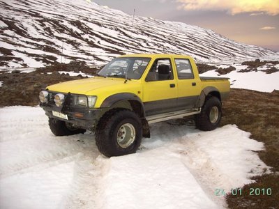 Hilux í Þorvaldsdal 2.jpg