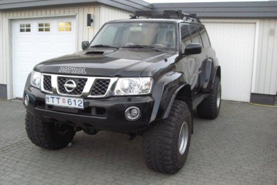 Nissan Patrol 013.jpg