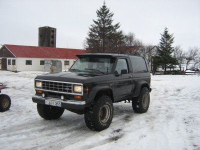 Bronco 002.jpg