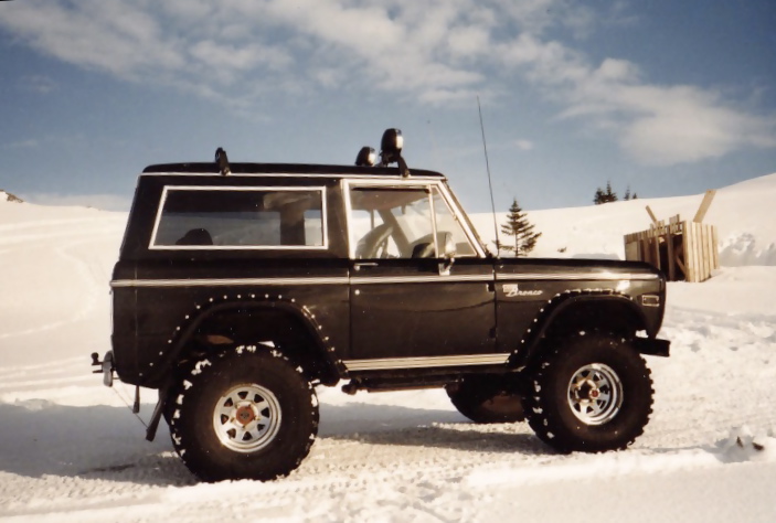 bronco.jpg