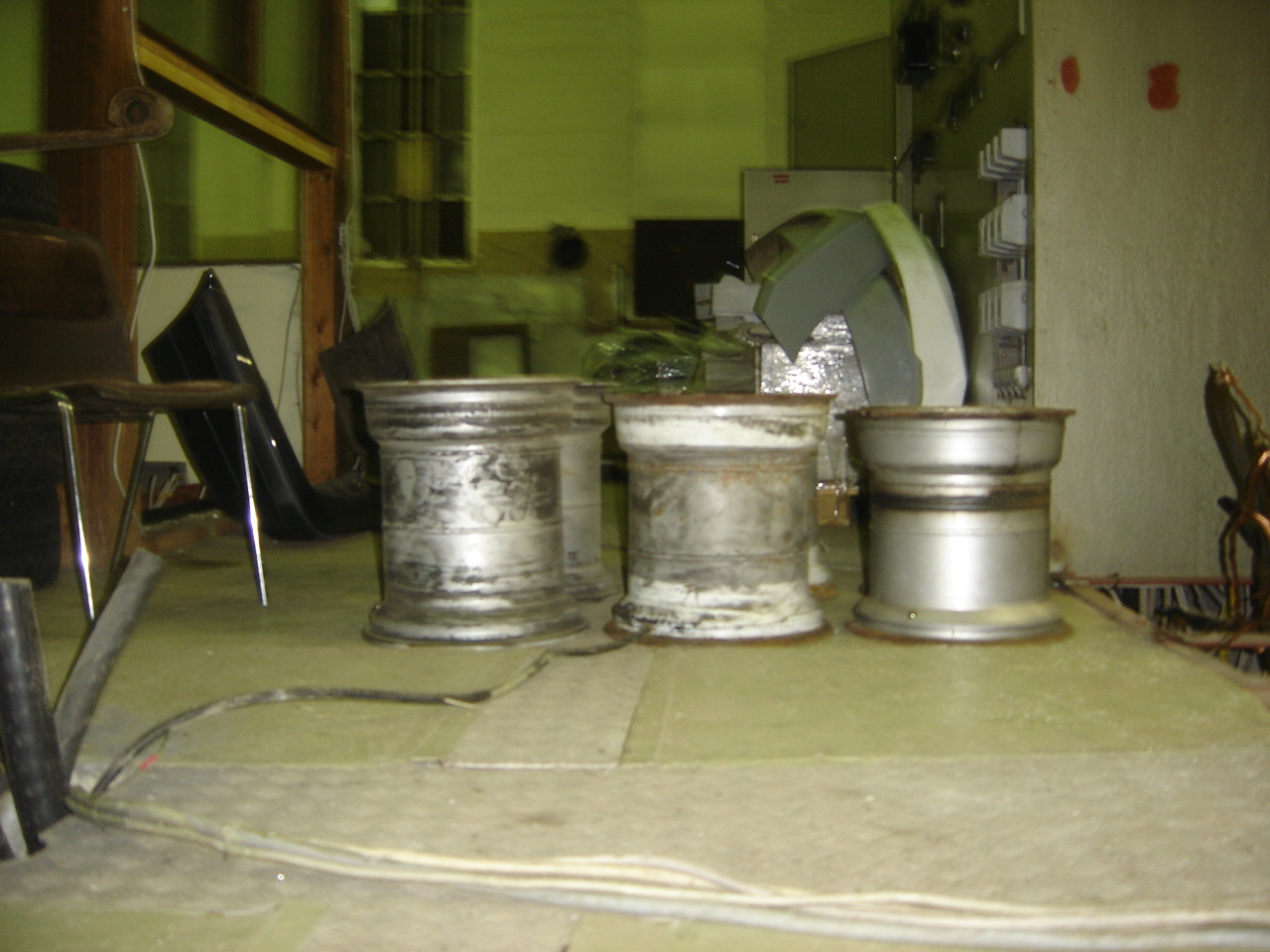 15 felgur 8 gata backspeis 11cm.JPG